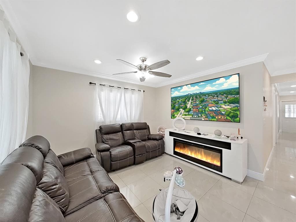 4920 ELDORADO DRIVE, TAMPA, FL 33615 photo 3