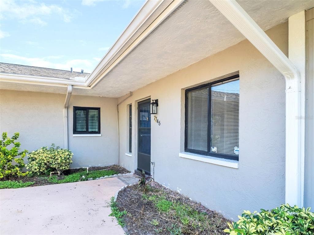 7745 EUREKA DRIVE Unit 7745, HUDSON, FL 34667 photo 2