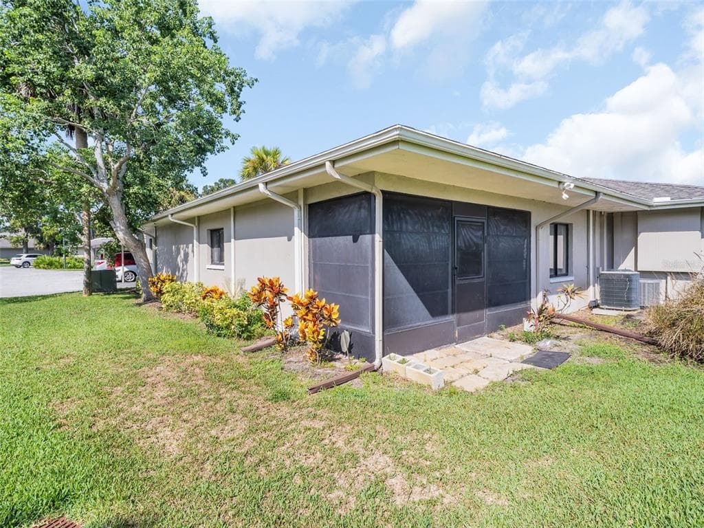 7745 EUREKA DRIVE Unit 7745, HUDSON, FL 34667 photo 3