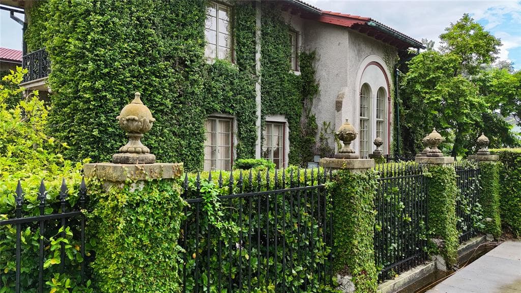 301 CASPIAN STREET, TAMPA, FL, 33606 photo 5