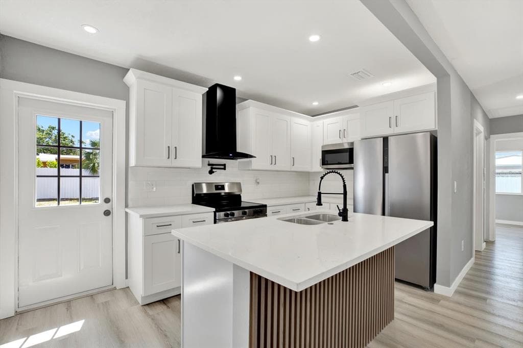 1235 STOCKTON Drive, CLEARWATER, FL 33755 photo 4