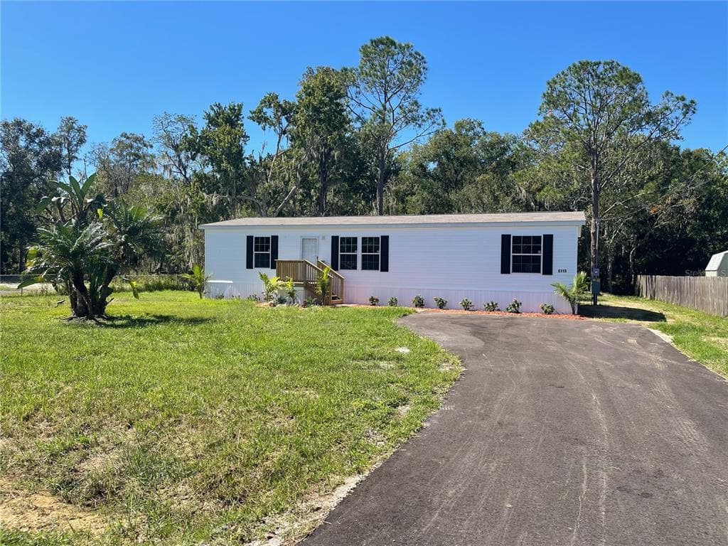 6119 MANGROVE DRIVE, WESLEY CHAPEL, FL 33544 photo 2