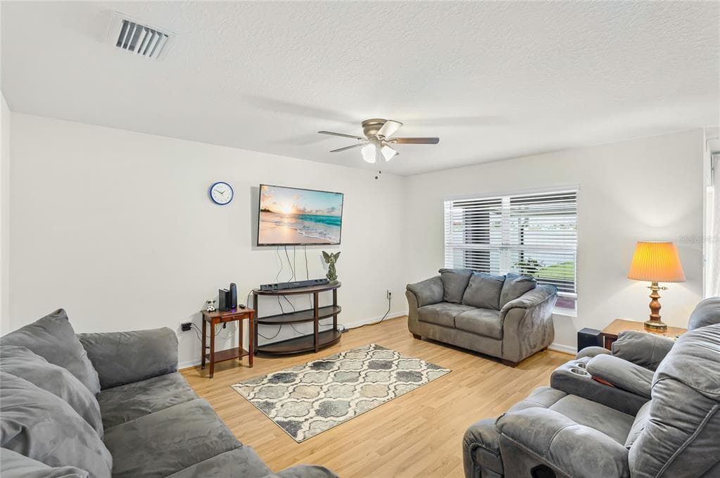 1014 COASTAL HAMMOCK AVENUE, RUSKIN, FL 33570 photo 4