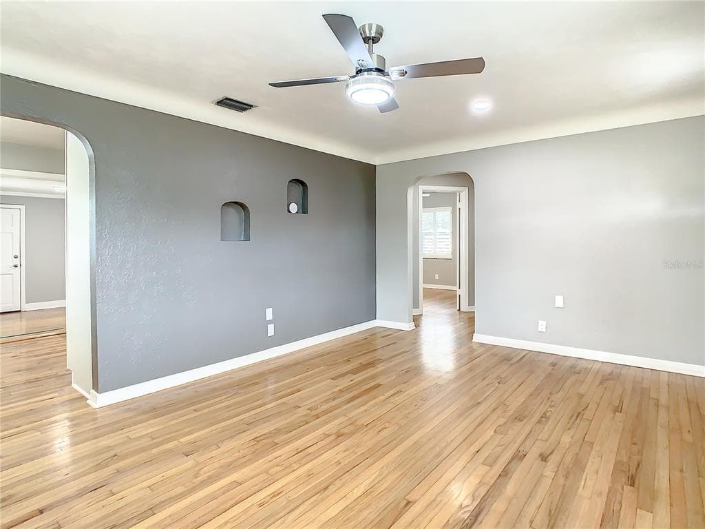 5400 3RD Avenue, Street PETERSBURG, FL 33710 photo 5