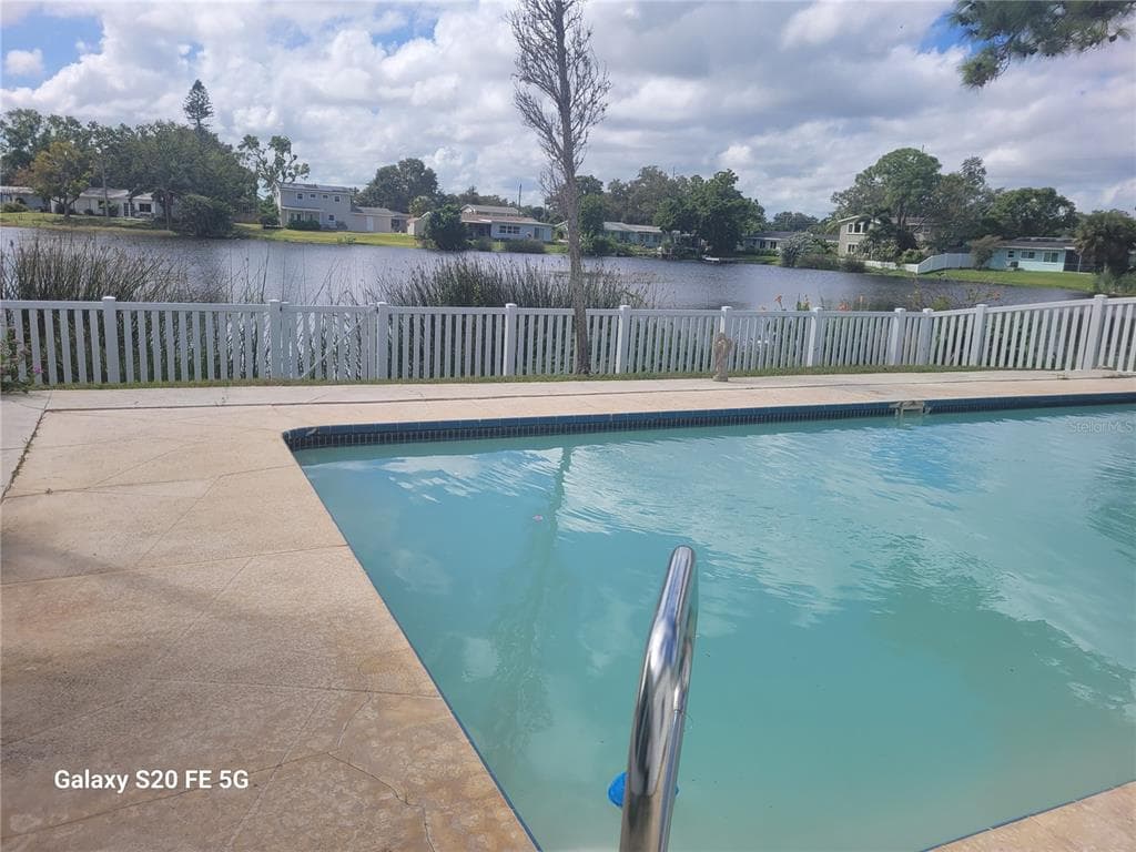 1494 85TH AVENUE, ST PETERSBURG, FL, 33702 photo 4