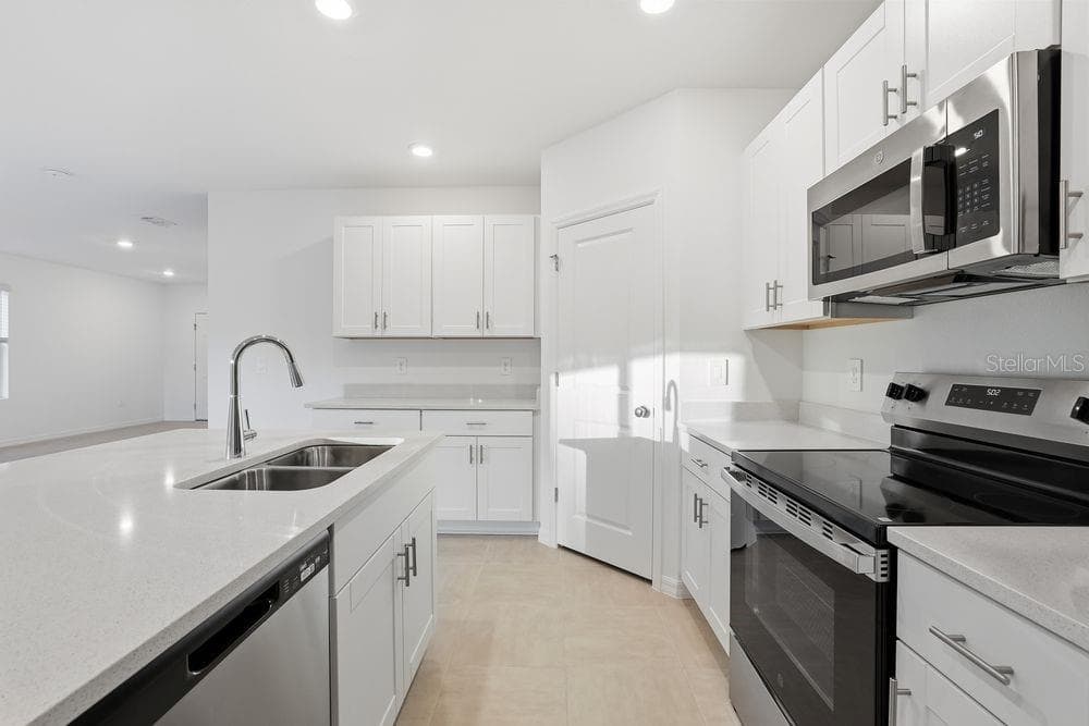 12462 WHISK COURT, HUDSON, FL 34669 photo 3