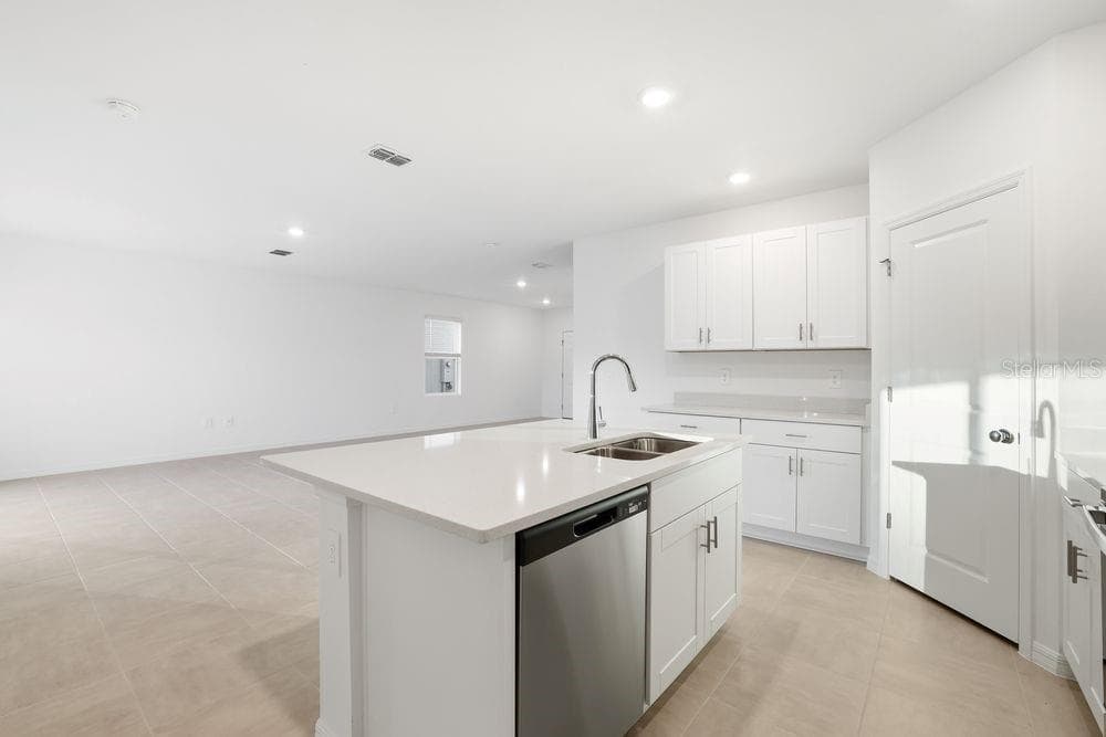 12462 WHISK COURT, HUDSON, FL 34669 photo 5