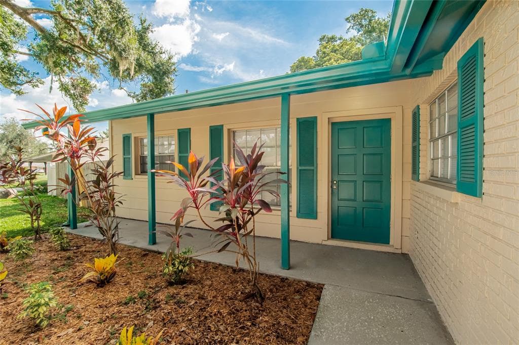 611 HIGHVIEW CIRCLE, BRANDON, FL 33510 photo 2