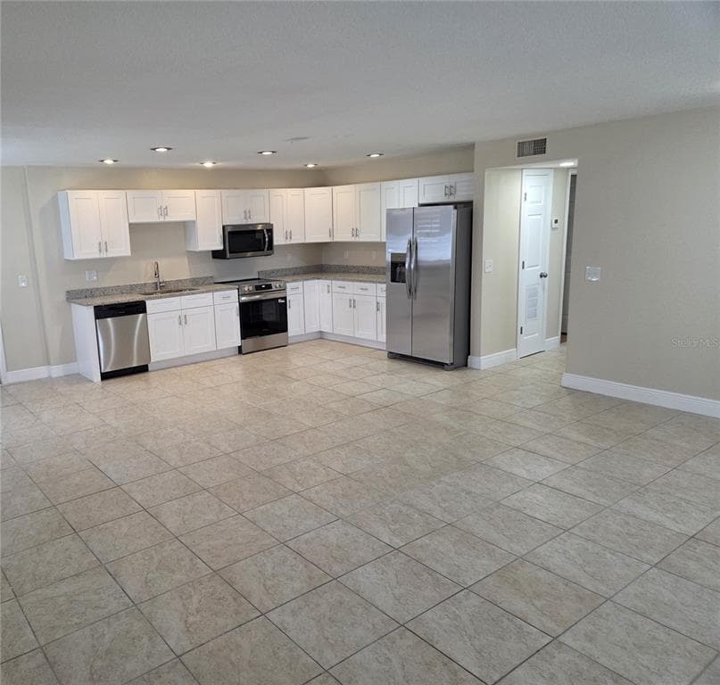 9004 TUDOR DRIVE Unit K104, TAMPA, FL 33615 photo 5