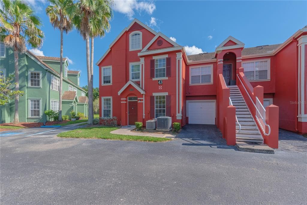 10430 WHITE LAKE COURT, TAMPA, FL 33626 photo 2