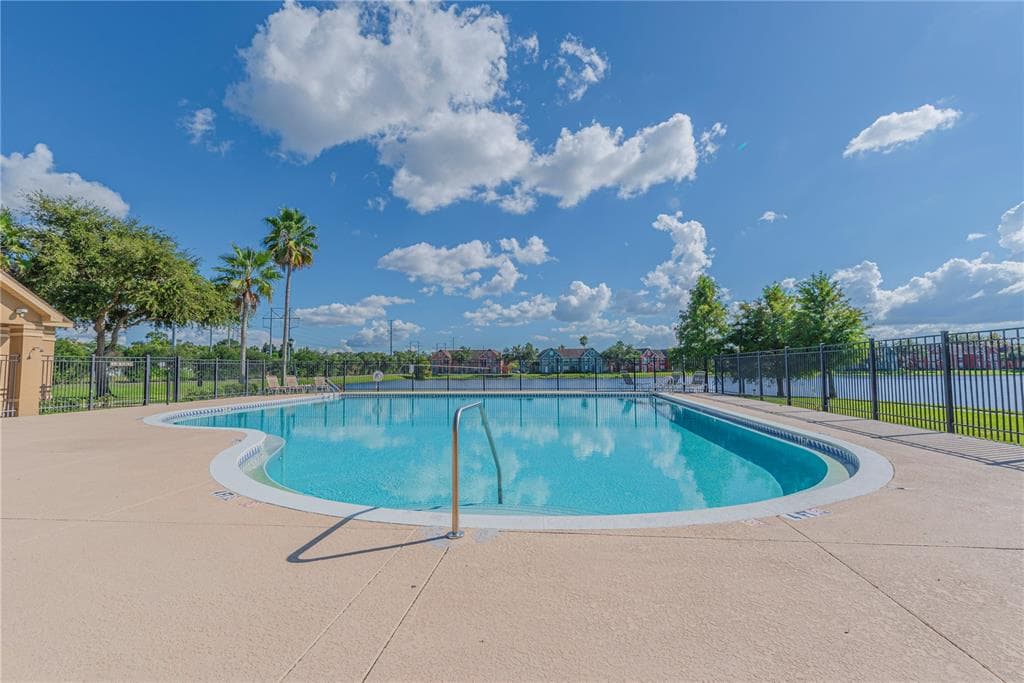 10430 WHITE LAKE COURT, TAMPA, FL 33626 photo 3