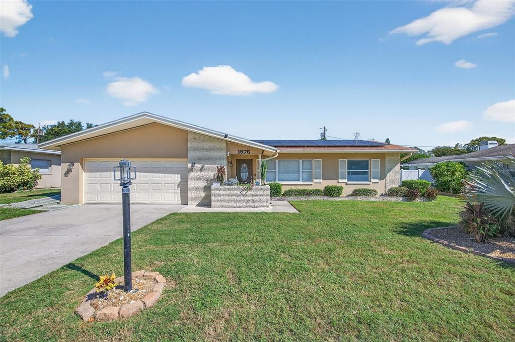 1576 ROSERY ROAD, LARGO, FL 33770 photo 3