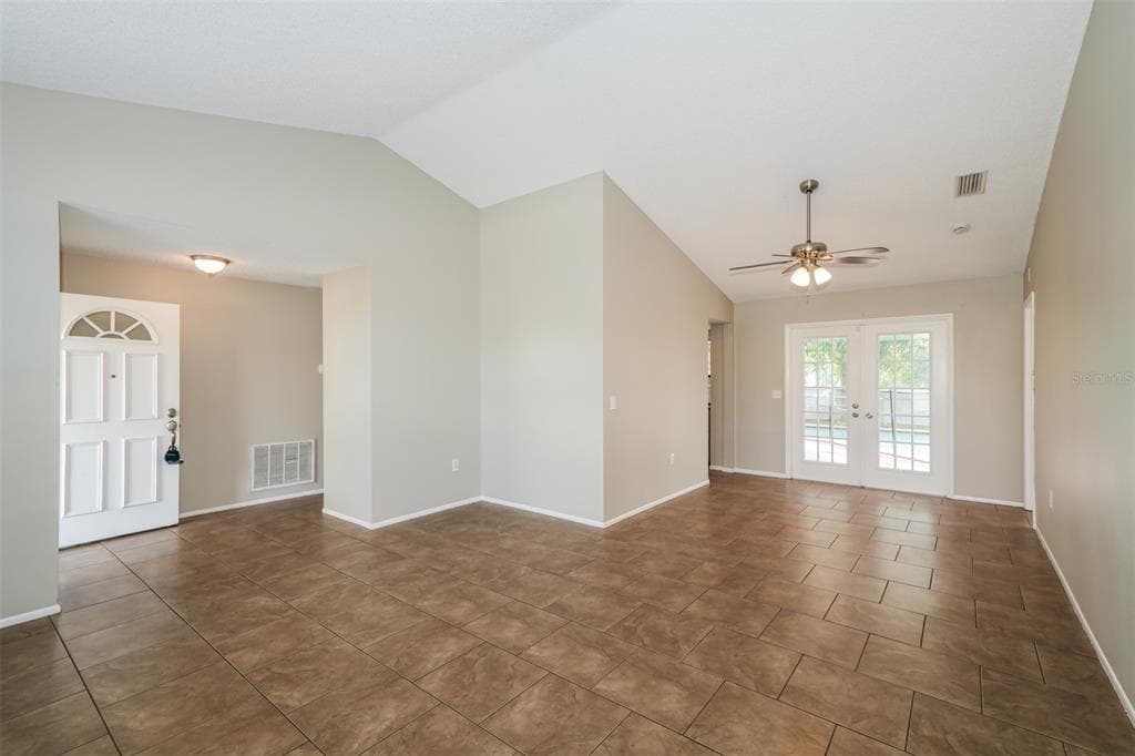 8121 GOLDEN BEAR LOOP, PORT RICHEY, FL 34668 photo 2