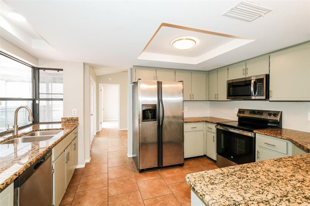 8121 GOLDEN BEAR LOOP, PORT RICHEY, FL 34668 photo 5