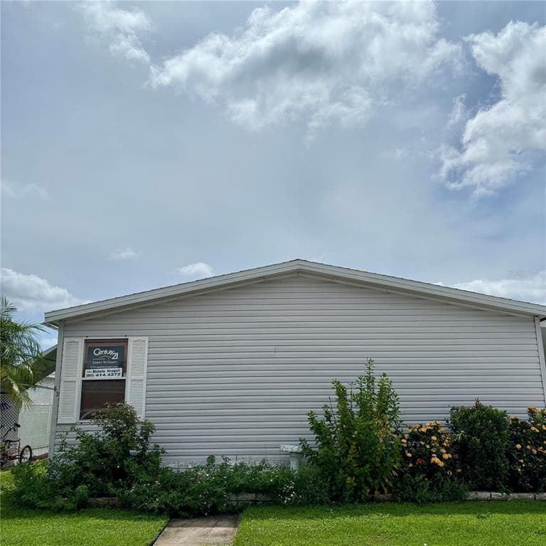 11300 124TH Avenue Unit 63, LARGO, FL 33778 photo 2