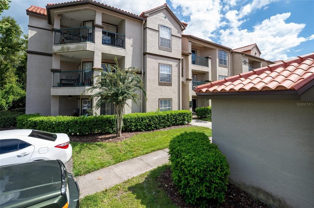 18107 PEREGRINES PERCH PLACE Unit 212, LUTZ, FL 33558 photo 2