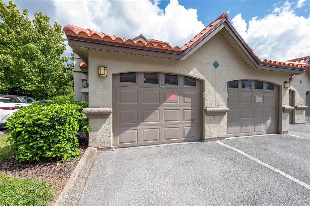 18107 PEREGRINES PERCH PLACE Unit 212, LUTZ, FL 33558 photo 3