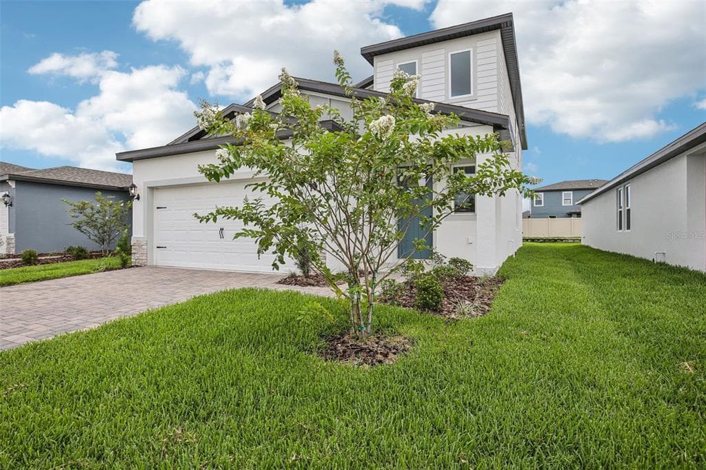 1820 BREKEY WAY, ZEPHYRHILLS, FL, 33541 photo 3