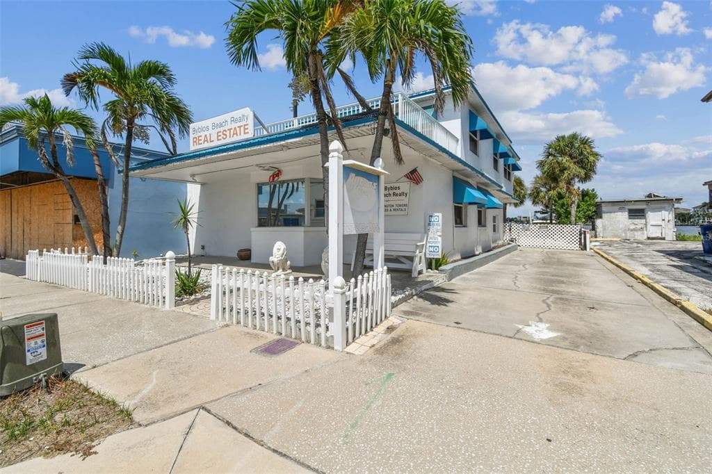 17729 GULF BOULEVARD, REDINGTON SHORES, FL 33708