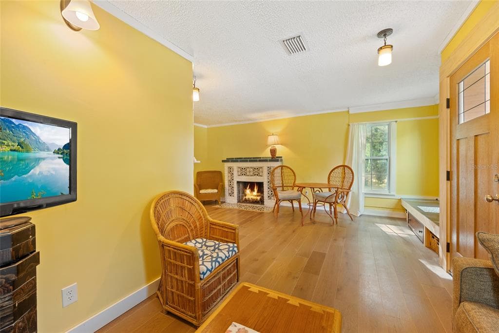 5300 7TH AVENUE, Street PETERSBURG, FL 33710 photo 4