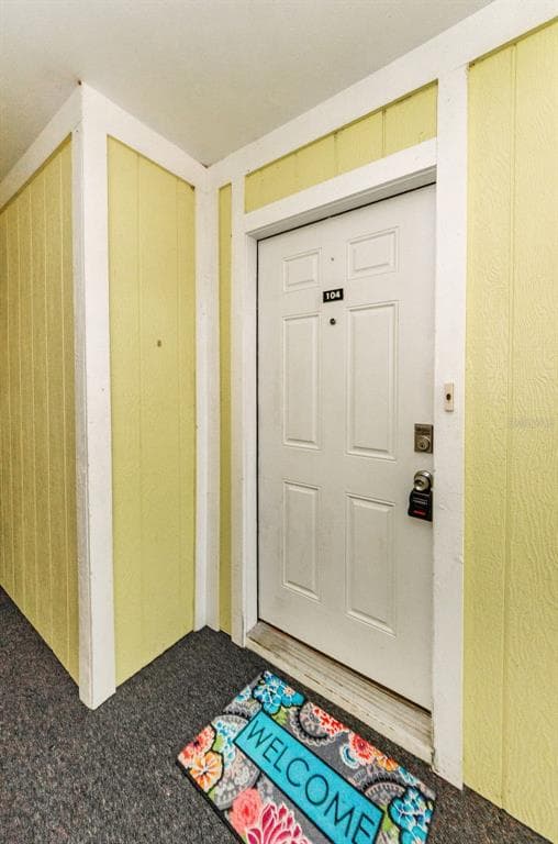 3295 FOX CHASE Circle Unit 104, PALM HARBOR, FL 34683 photo 4