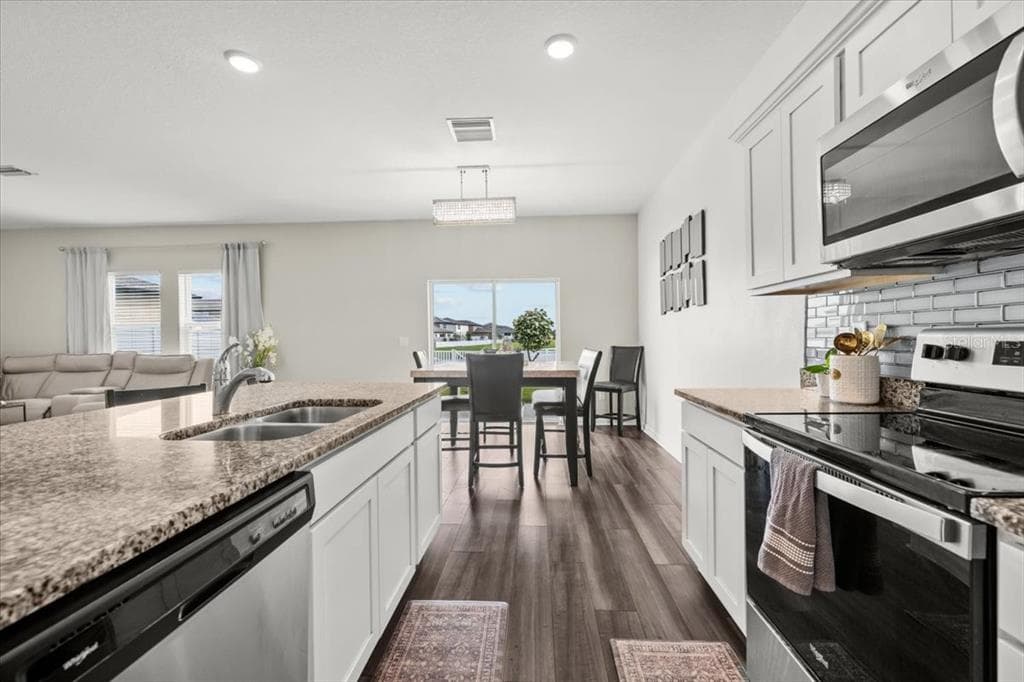 35601 EASTBROOK AVENUE, ZEPHYRHILLS, FL 33541 photo 3