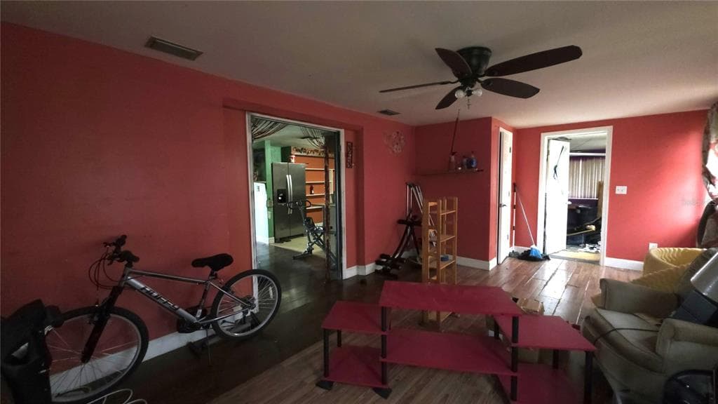 7025 CUTTY SARK Drive, PORT RICHEY, FL 34668 photo 3