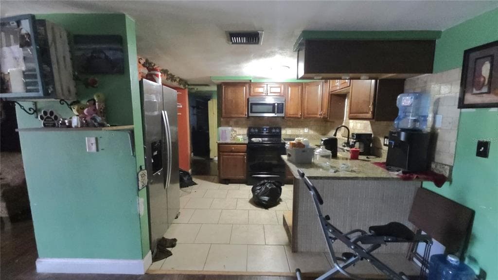 7025 CUTTY SARK Drive, PORT RICHEY, FL 34668 photo 5