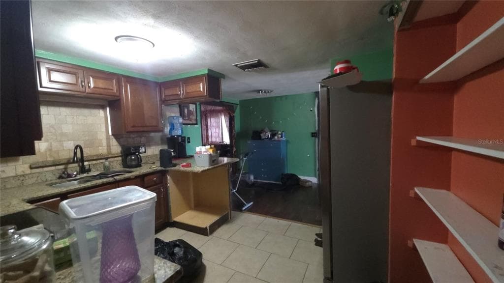 7025 CUTTY SARK Drive, PORT RICHEY, FL 34668 photo 4