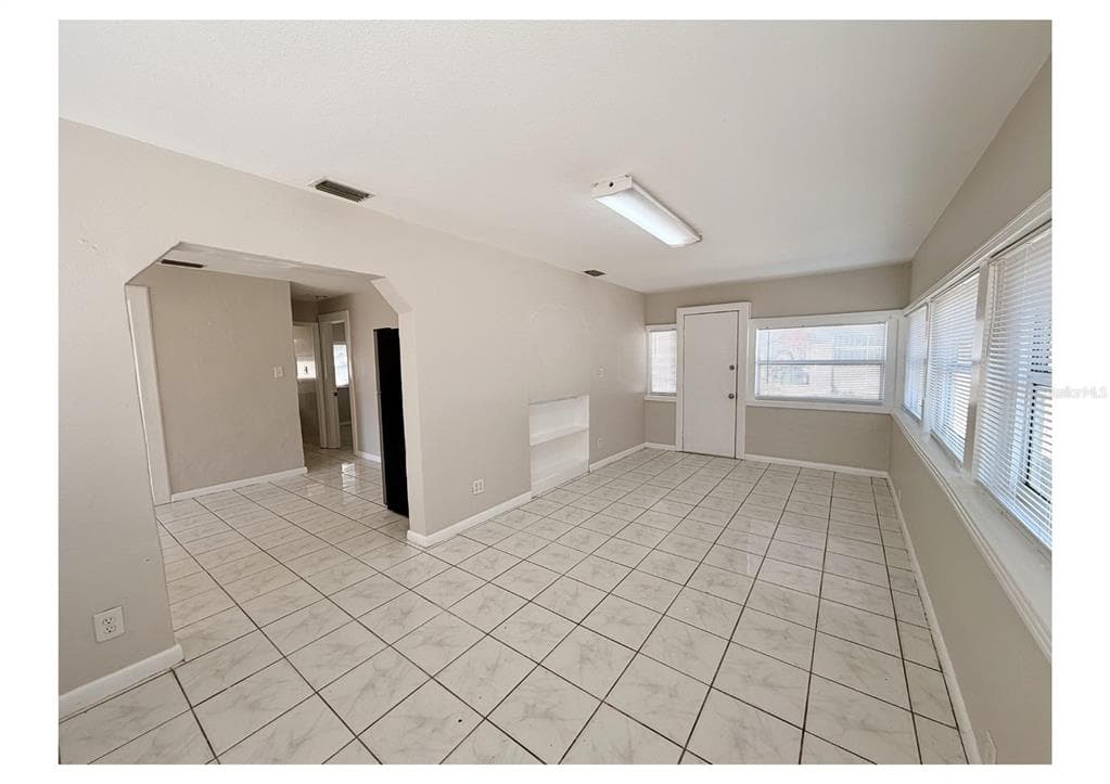 1426 HOLLAND AVENUE, TAMPA, FL 33612 photo 5