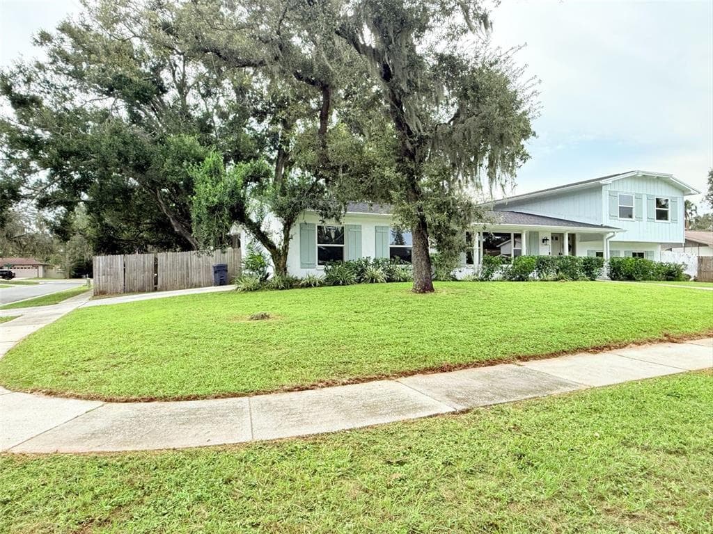 502 OAKHURST Street, BRANDON, FL 33511 photo 3