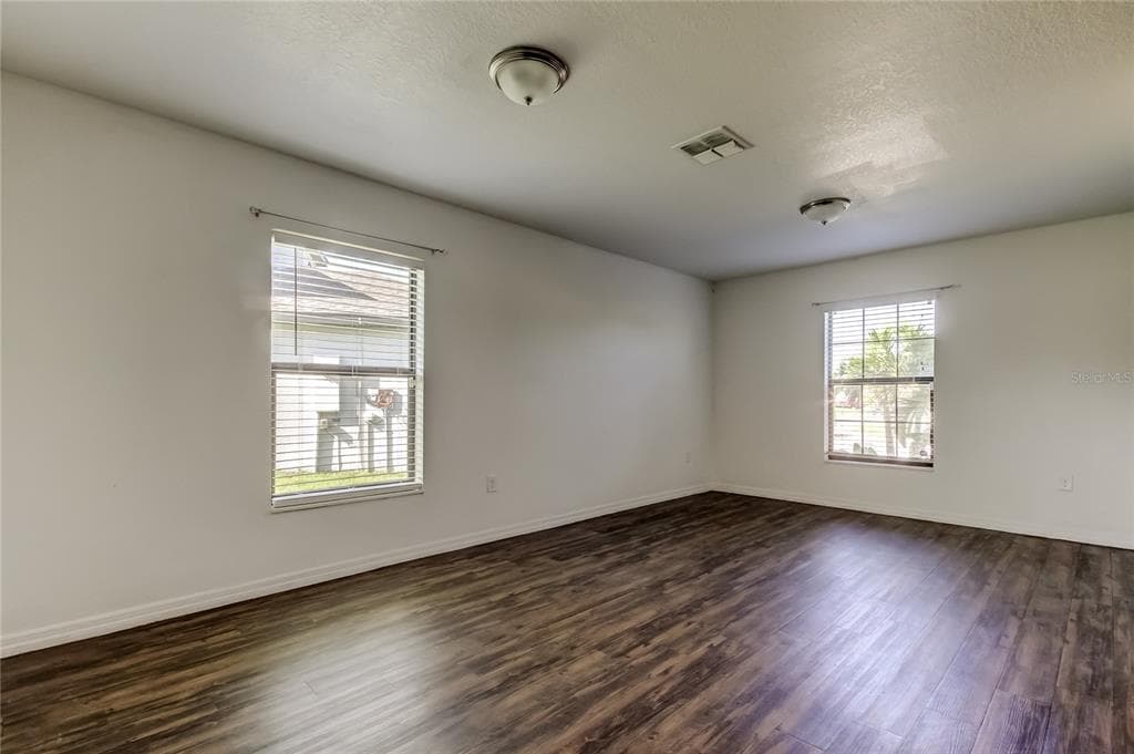 1739 CHATHAM GREEN Circle, RUSKIN, FL 33570 photo 3