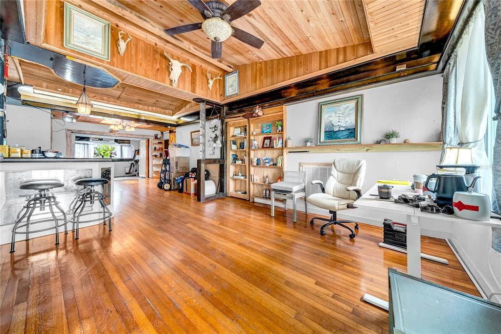 17714 LONG POINT Drive, REDINGTON SHORES, FL 33708 photo 4