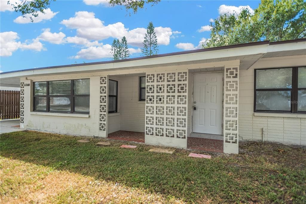 6360 34TH Avenue, Street PETERSBURG, FL 33710 photo 5