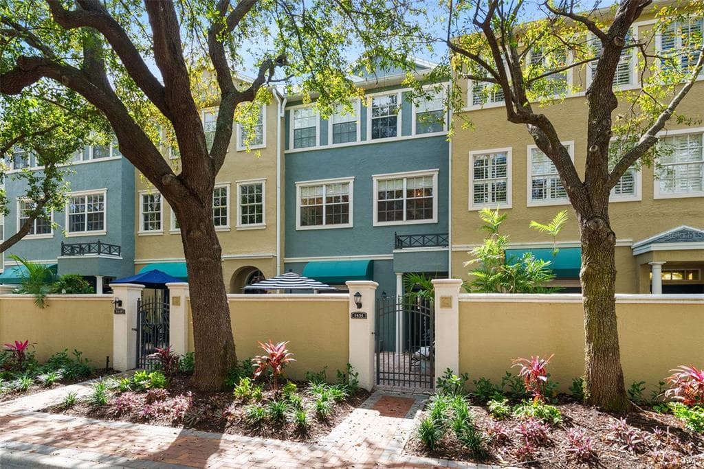 1451 HARBOUR WALK Road, TAMPA, FL 33602