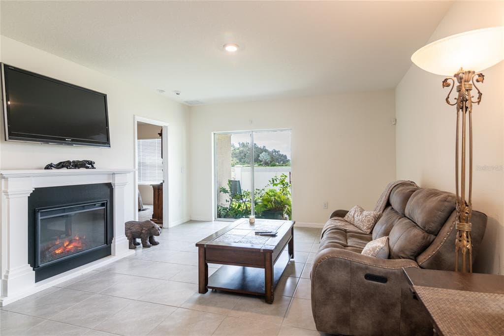 33860 JASMINE STAR LOOP, WESLEY CHAPEL, FL 33543 photo 3