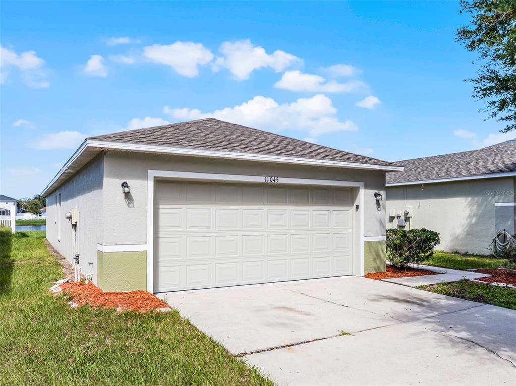 11045 GOLDEN SILENCE DRIVE, RIVERVIEW, FL 33579 photo 2