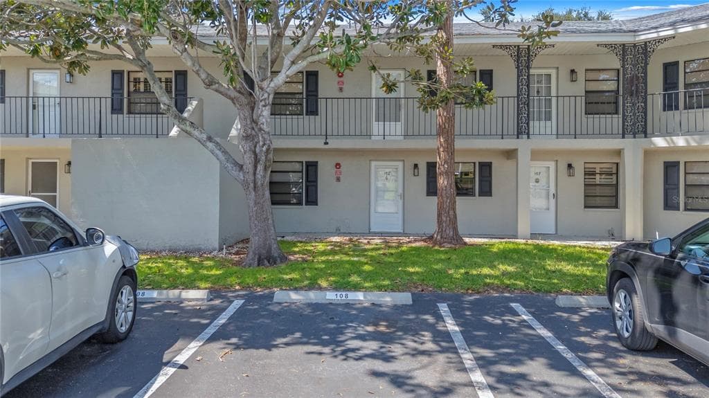 101 LAKE AVENUE Unit 108, LARGO, FL 33771 photo 4