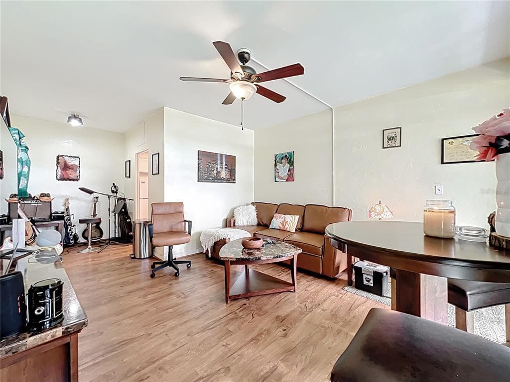 4051 58TH Street Unit 237C, Street PETERSBURG, FL 33709 photo 3