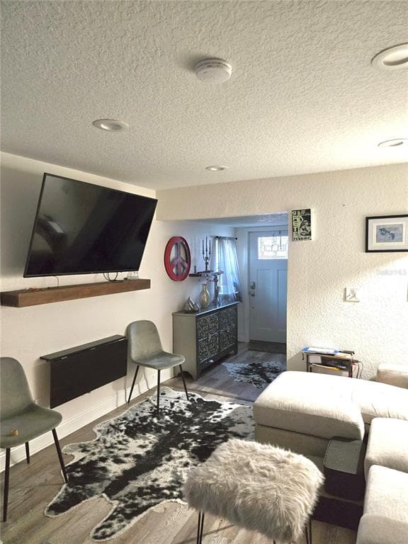 2933 56TH AVENUE, Street PETERSBURG, FL 33714 photo 4