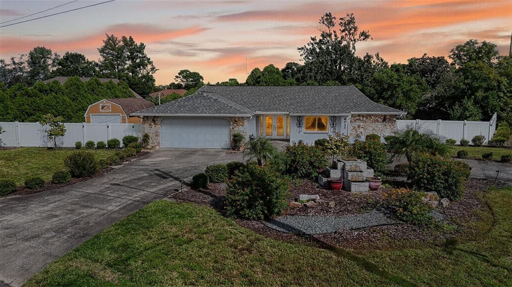 3025 WHITEWOOD AVENUE, SPRING HILL, FL 34609 photo 2