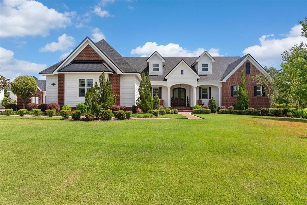 10705 CRANE HILL COURT, THONOTOSASSA, FL 33592 photo 2