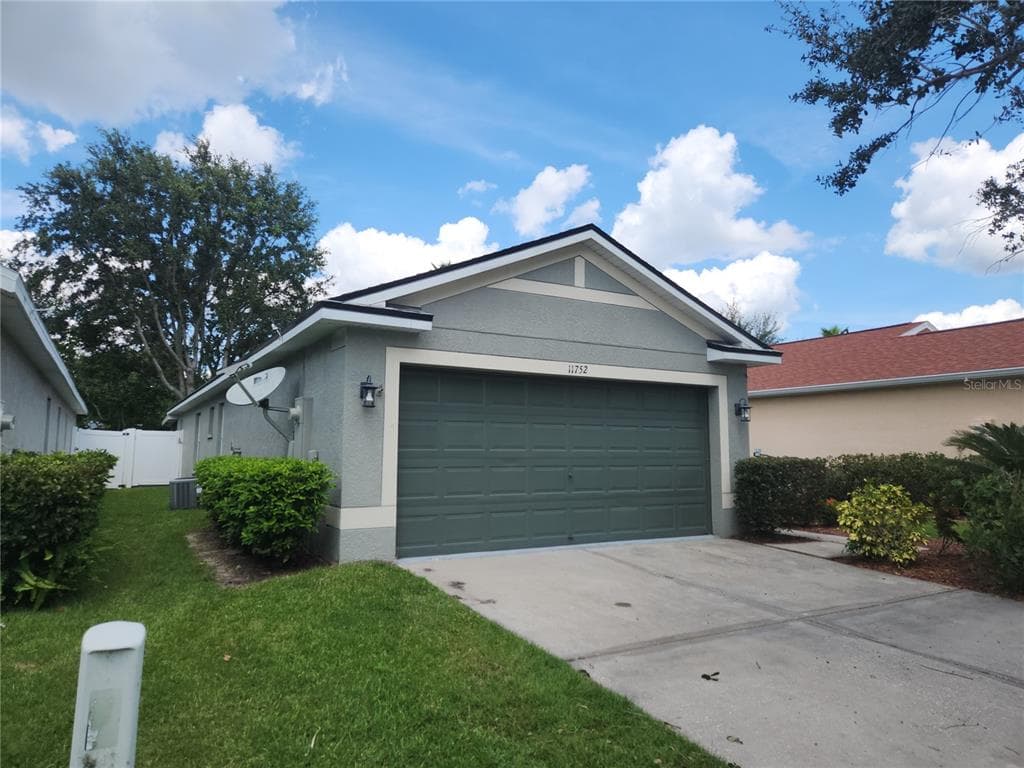 11752 CREST CREEK DRIVE, RIVERVIEW, FL 33569