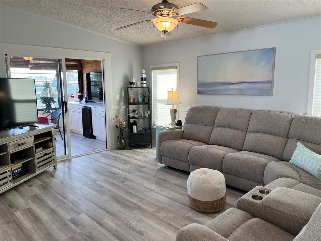 6803 MOUNT PLEASANT Road Unit 33, Street PETERSBURG, FL 33702 photo 5