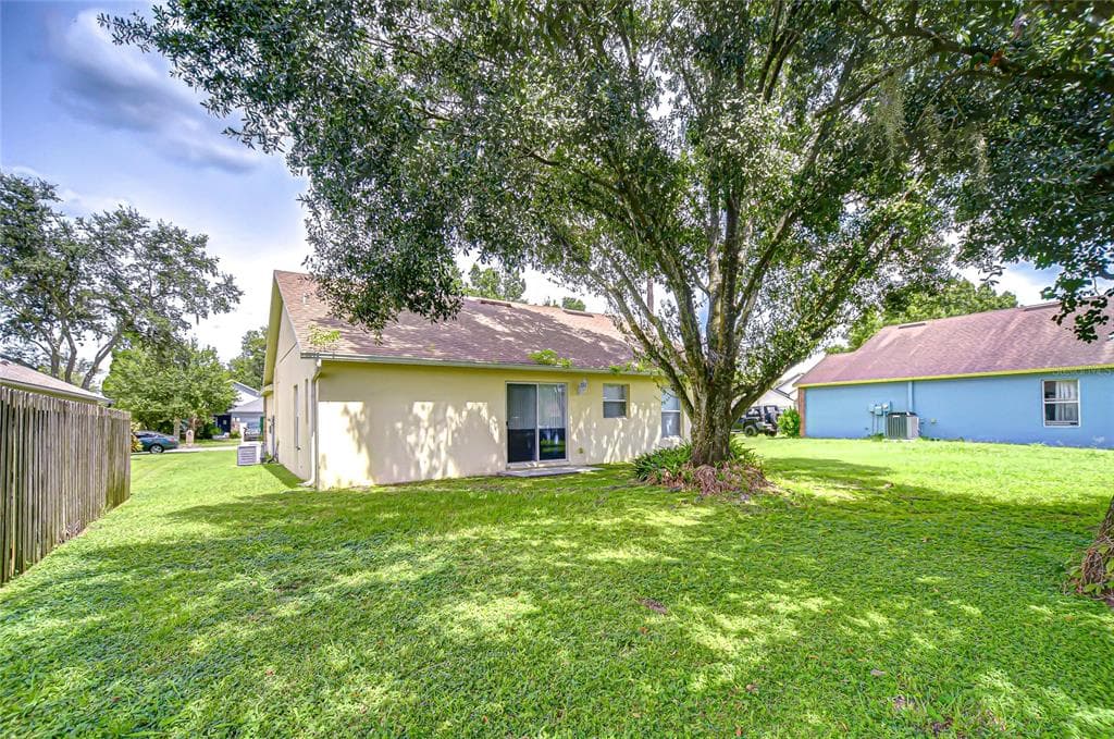 107 CITRUS LANDING DRIVE, PLANT CITY, FL, 33563 photo 2