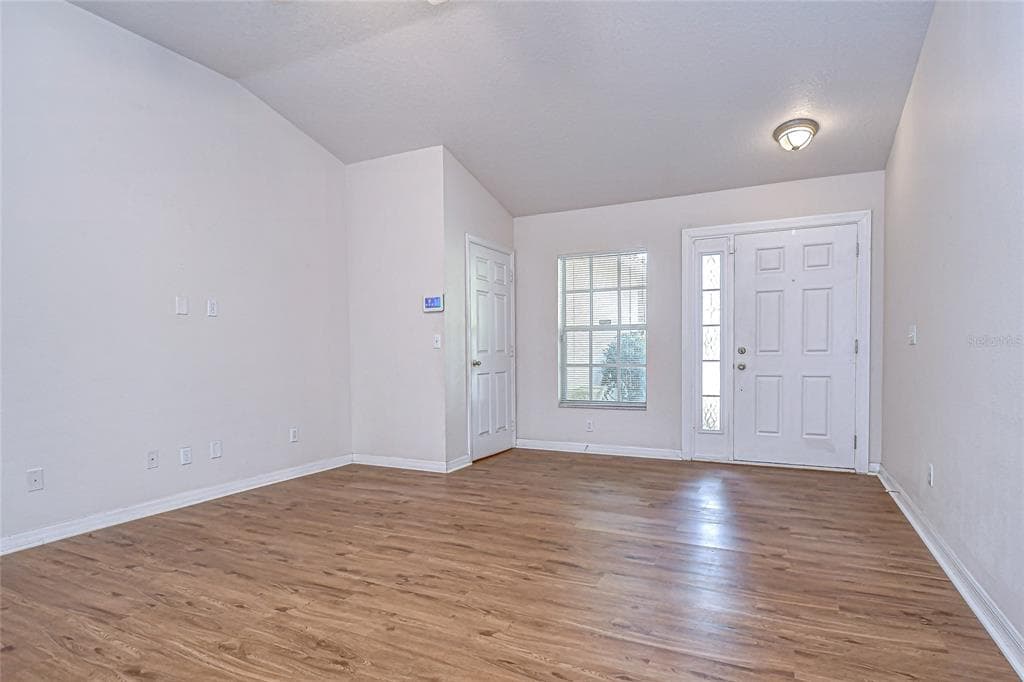 107 CITRUS LANDING DRIVE, PLANT CITY, FL, 33563 photo 4