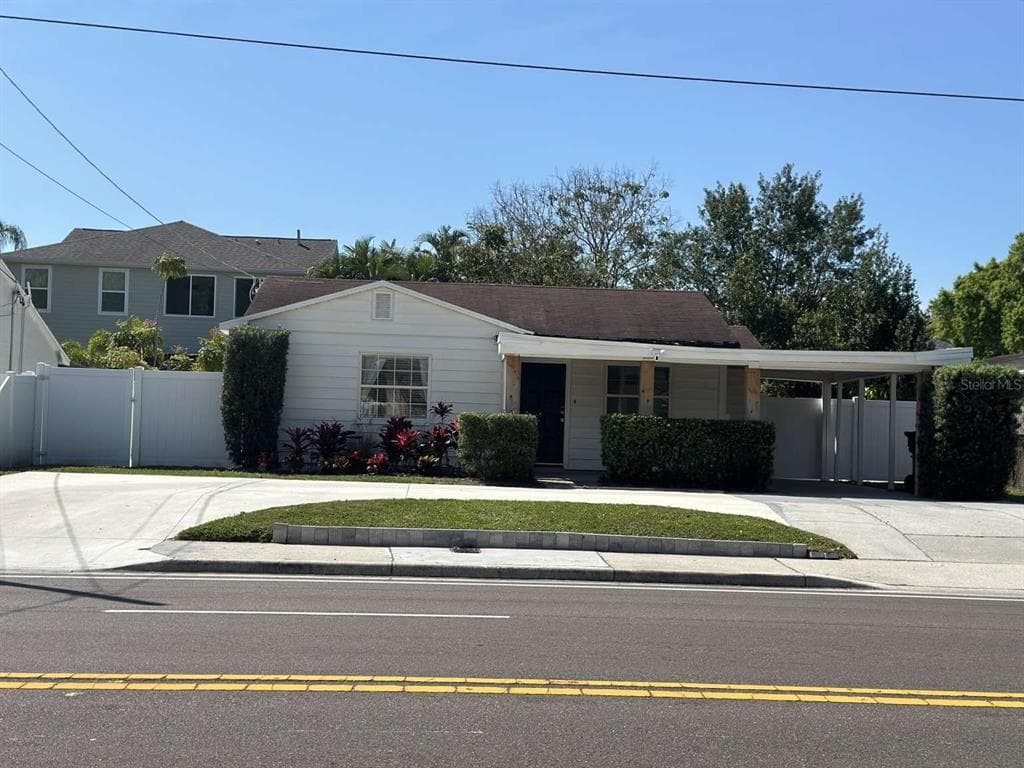 3606 BAY TO BAY BOULEVARD, TAMPA, FL 33629