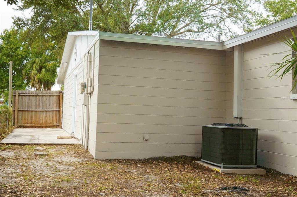 6715 RIVER ROAD, TAMPA, FL 33615 photo 4