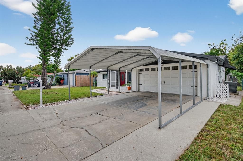 3220 FAIRMOUNT Drive, HOLIDAY, FL 34691 photo 3