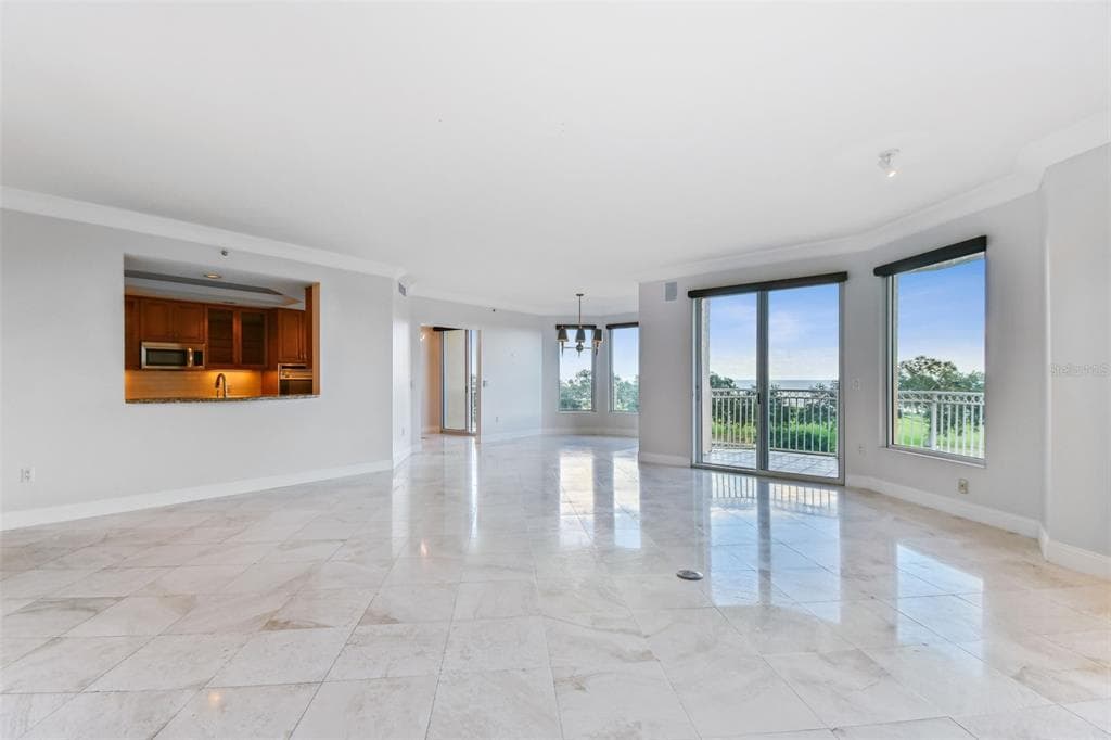 555 5TH AVENUE Unit 424, Street PETERSBURG, FL 33701 photo 4